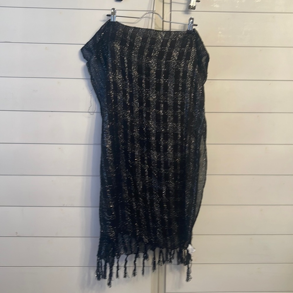 Black and silver scarf